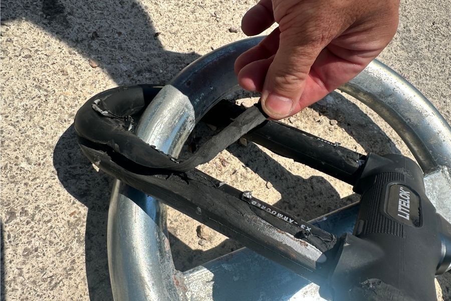 LITELOK X3 Saves BMW R1250 RT in Croatia #142